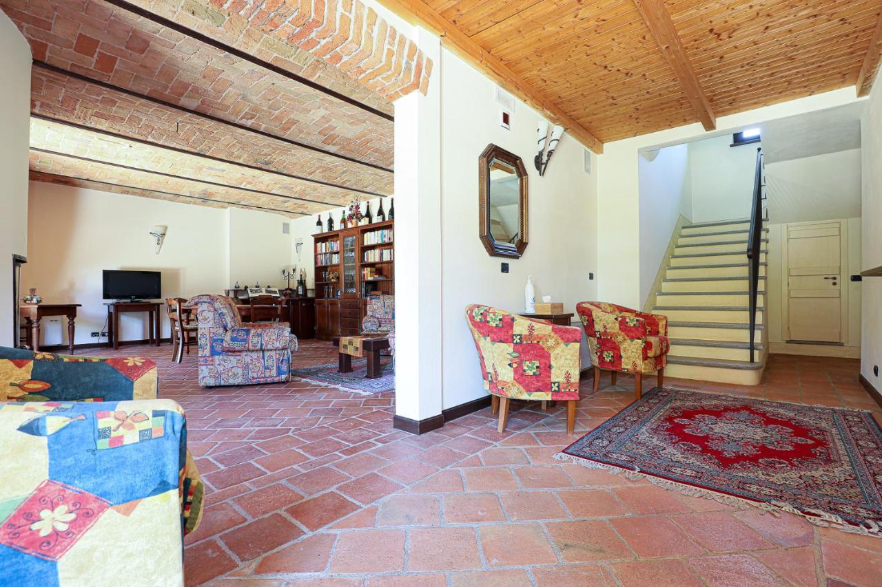Cascina Giuli Villa Alba  Luaran gambar